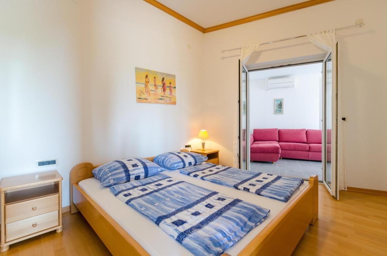 Jurincic Apartamento Crikvenica Quarto foto