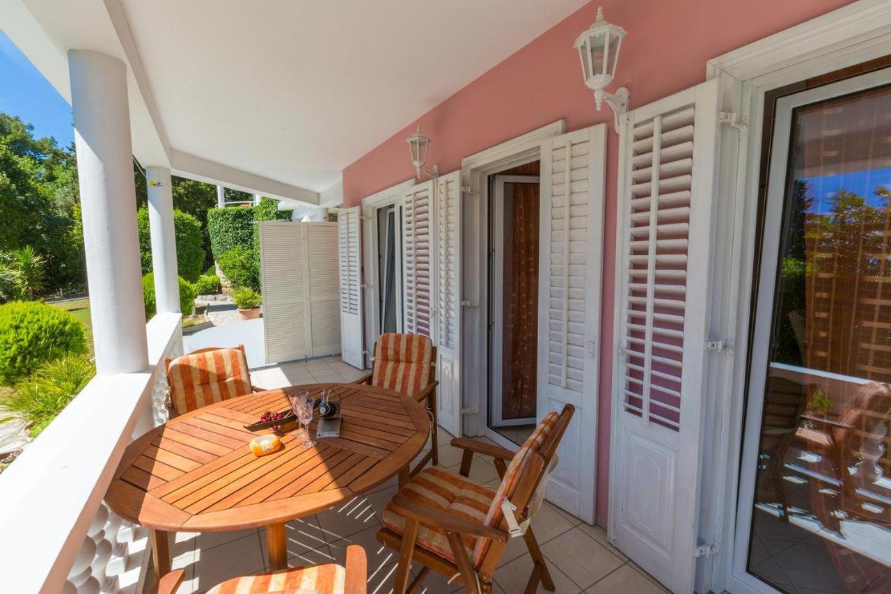 Jurincic Apartamento Crikvenica Quarto foto