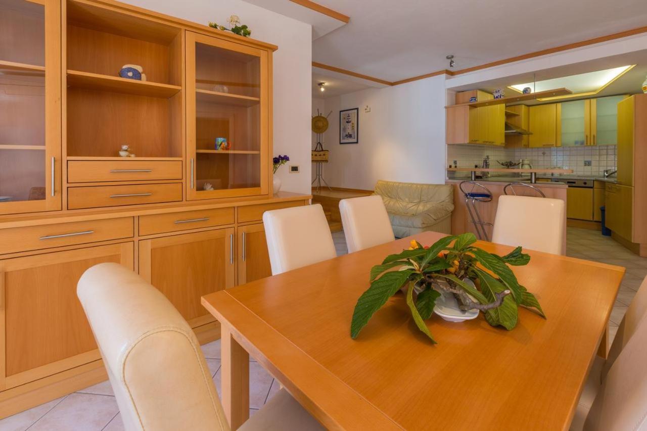 Jurincic Apartamento Crikvenica Quarto foto