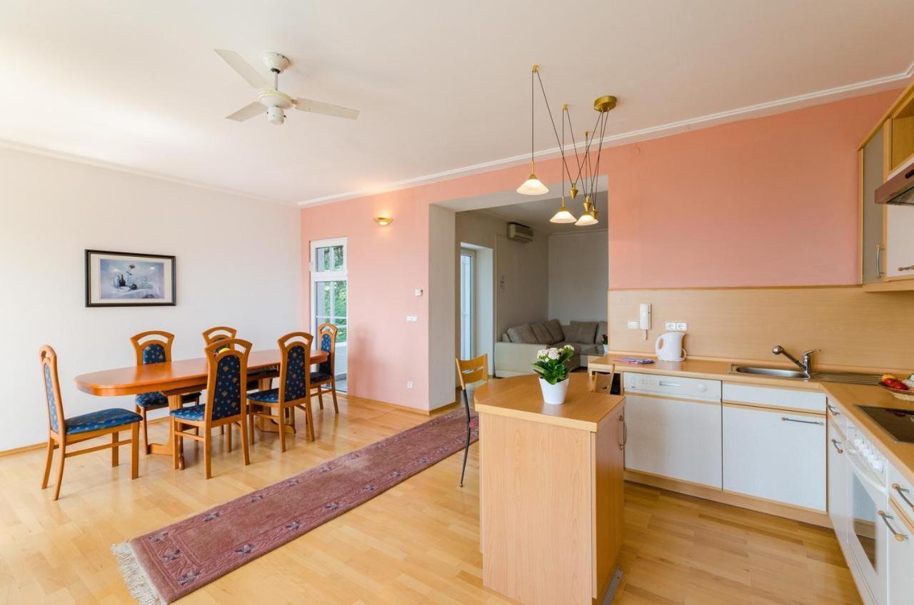 Jurincic Apartamento Crikvenica Quarto foto