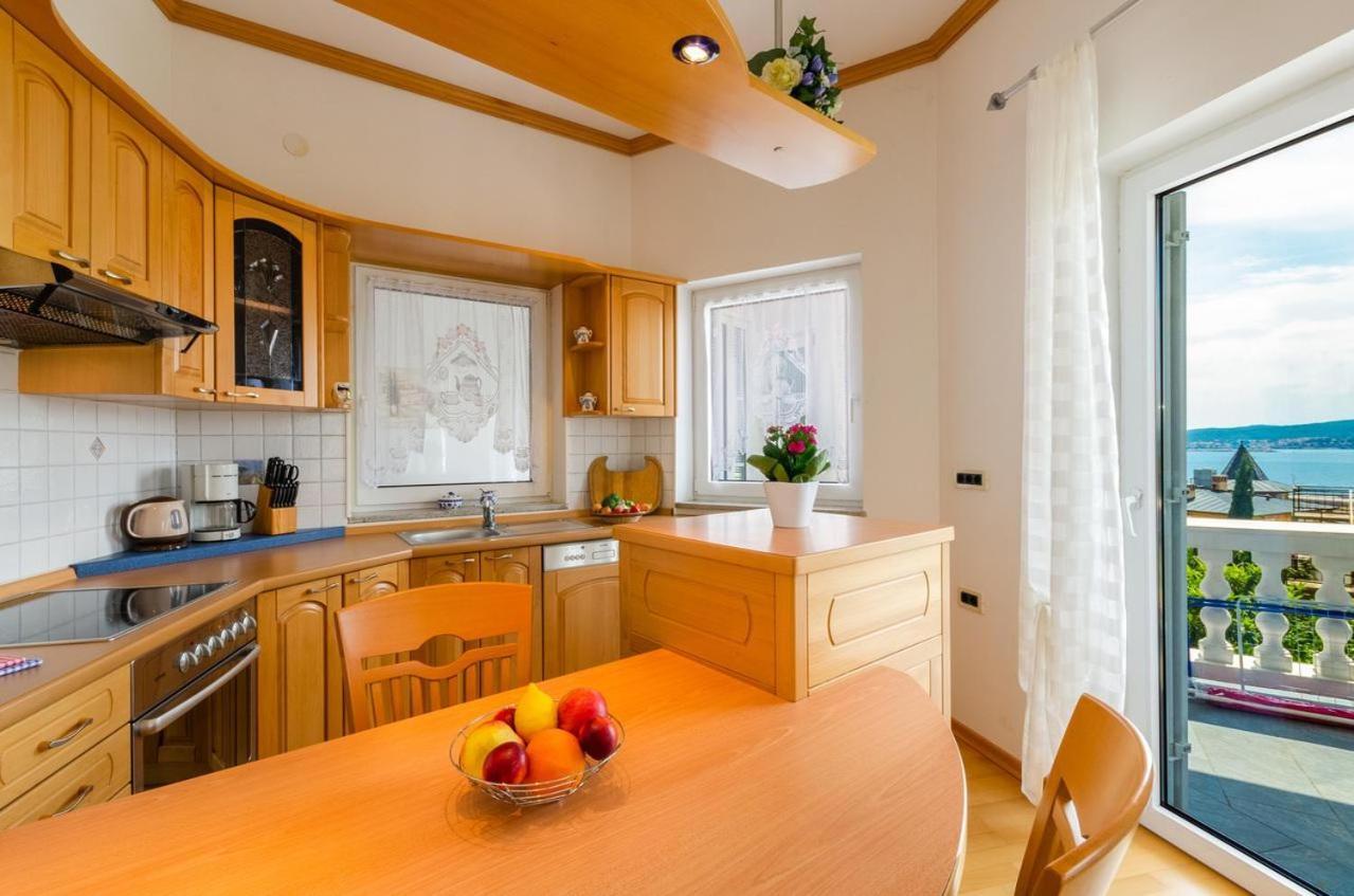 Jurincic Apartamento Crikvenica Quarto foto